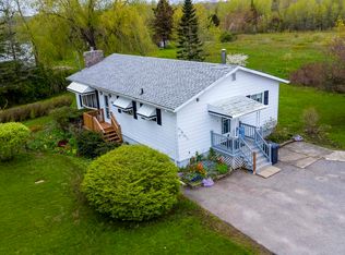 683 Main St, Lawrencetown, NS B0S 1M0