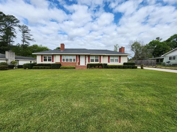 1513 Cecil Rd, Nashville, GA 31639