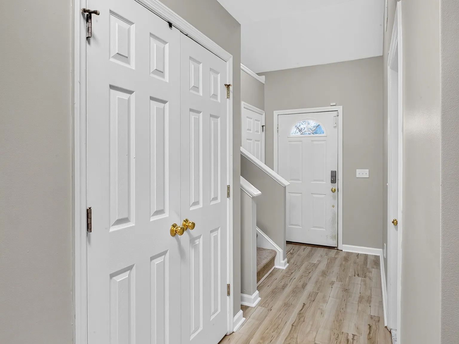 3 bed, 2.5 bath, 1527 sqft, $1,800 — Photo 4