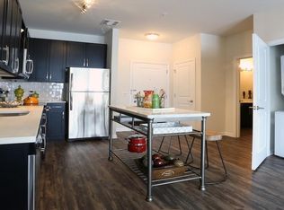 8 Clinton St #6958, Morristown, NJ 07960