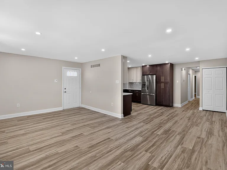 9312 Edmund St — Photo 5