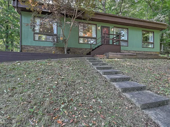1507 Woodridge Dr, Johnson City, TN 37604