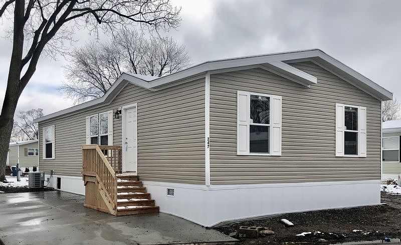 2nd image of 247 Pine Ln