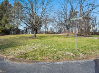 Mountain View Rd, Mechanicsburg, PA 17050