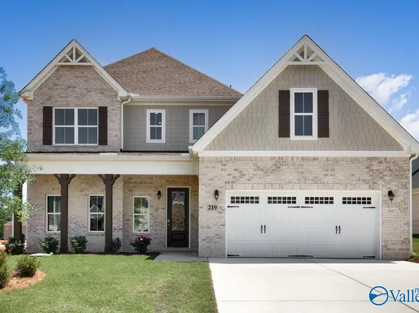 219 Charlie Lee Cir, Meridianville, AL 35759
