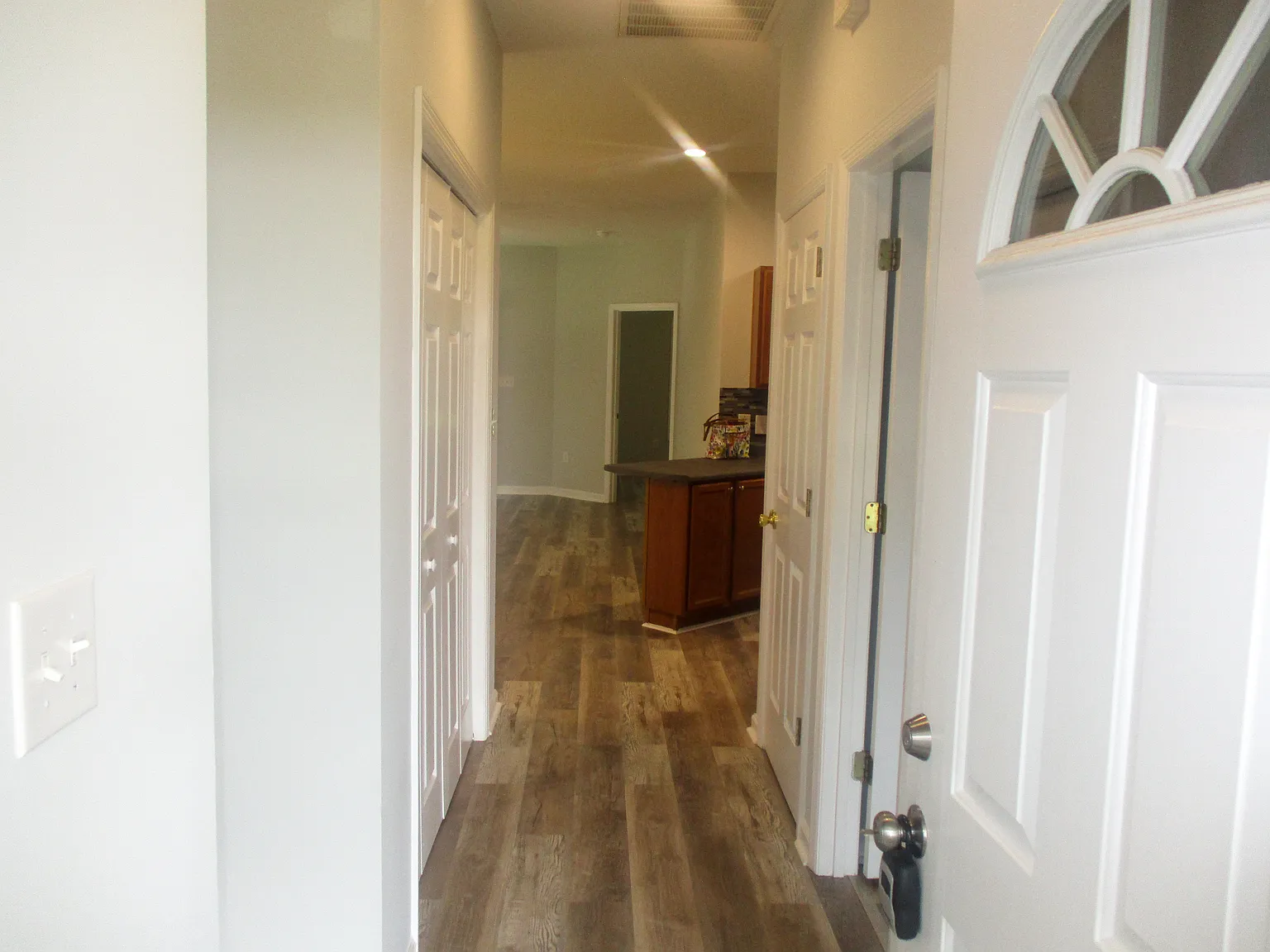 3 bed, 1408 sqft, $1,400 — Photo 3
