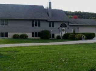 12220 Whitewater Dr, Altura, MN 55910