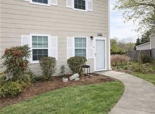 5733 Bramblegate Rd Unit M, Greensboro, NC 27409