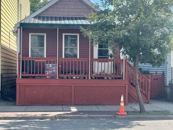 446 5th Avenue, Troy, NY 12182