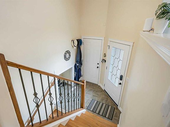 4th image of 23 E Lambertson Pl