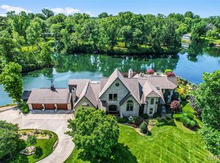 4 Abbey Rd, Glen Carbon, IL 62034