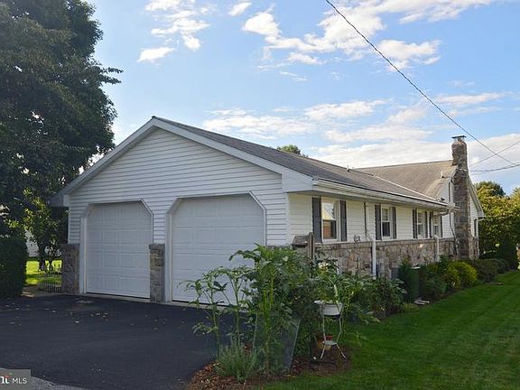 5th image of 418 Somerset St