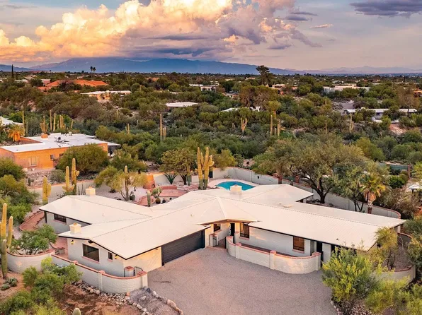 6720 N Skyway Rd, Tucson, AZ 85718