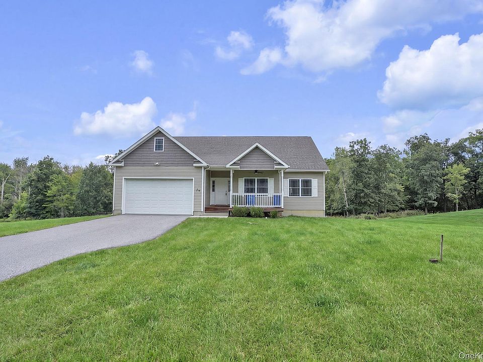 1st image of 53 Highland View Place