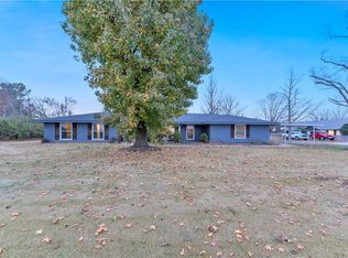 1003 W Price Ln, Rogers, AR 72758