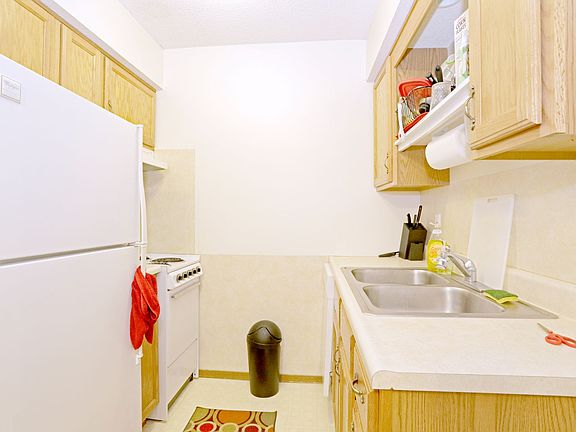 3rd image of 1204 Wesley Ave #Abef67b68