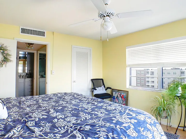 1900 Clifford St #603 — Photo 7