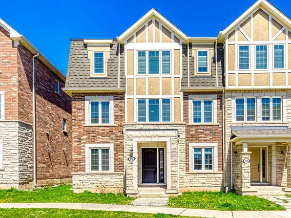 212 Ellen Davidson Dr, Oakville, ON L6M 0V1