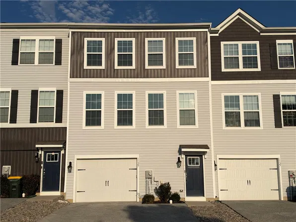 1129 Turnstone Dr, Fogelsville, PA 18051