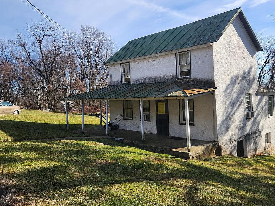 79 Waterfall Rd, Chester Gap, VA 22623 | Zillow