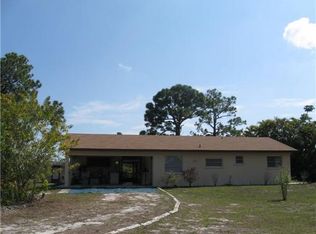 7140 Saddle Rd, Lake Worth, FL 33463