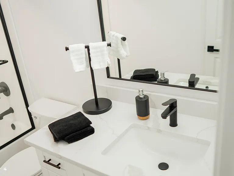16590 Partridge Place Rd #201 — Photo 2
