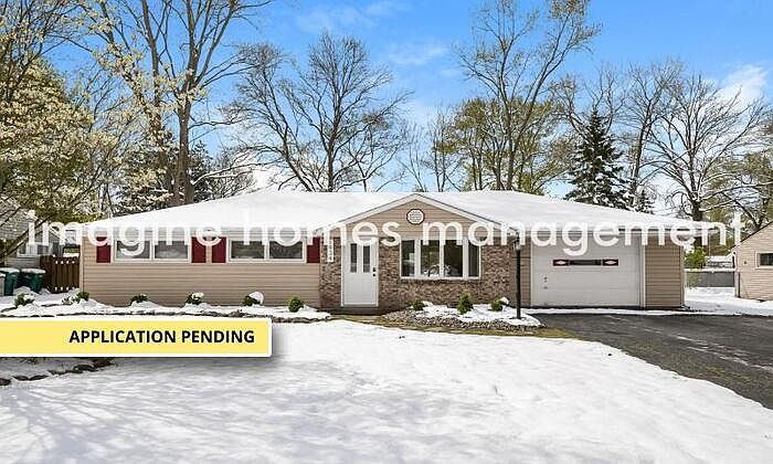 1st image of 1934 Sunview Dr