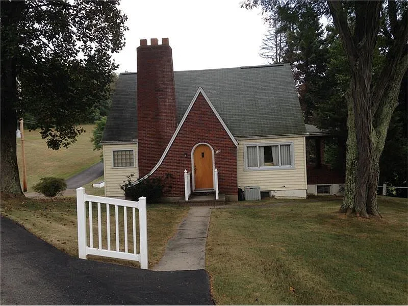 119 W Penn Dr photo 1