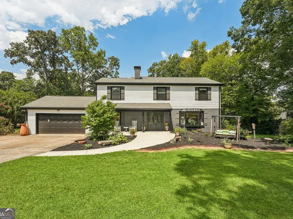 524 Golf View Dr, Peachtree City, GA 30269
