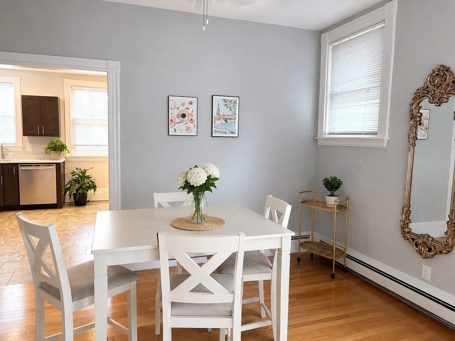 2 bed, 1.0 bath, 1200 sqft, $2,895 — Photo 3
