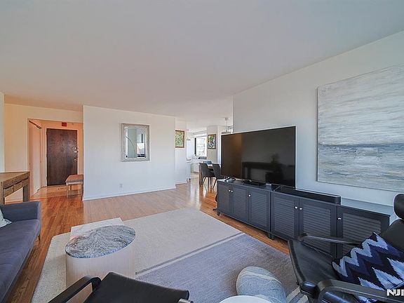 4th image of 200 Old Palisade Rd APT 9H