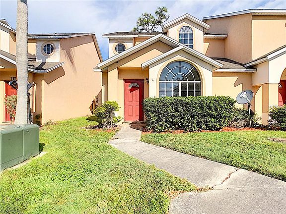 3rd image of 715 Florida Palms Ct
