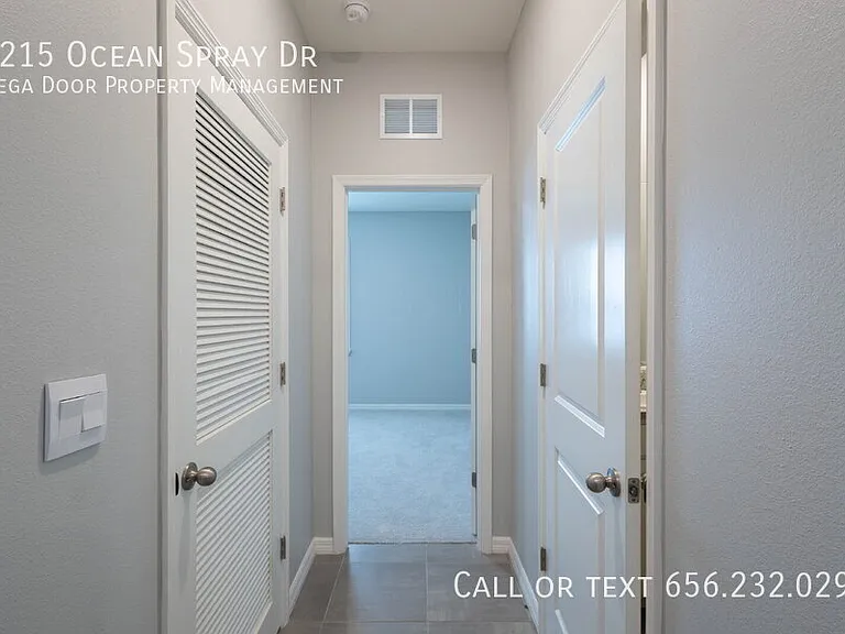 1215 Ocean Spray Dr — Photo 12