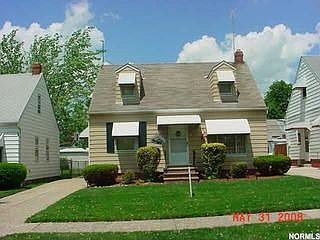 2nd image of 19509 Beverly Ave