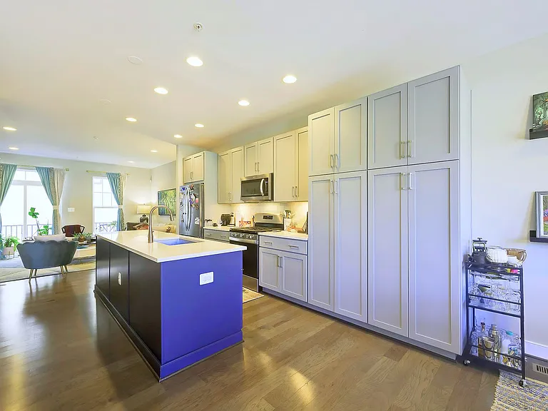 719 Parkside Pl NE — Photo 14