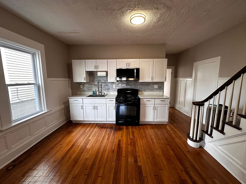 1st image of 22 Jouvette St #1