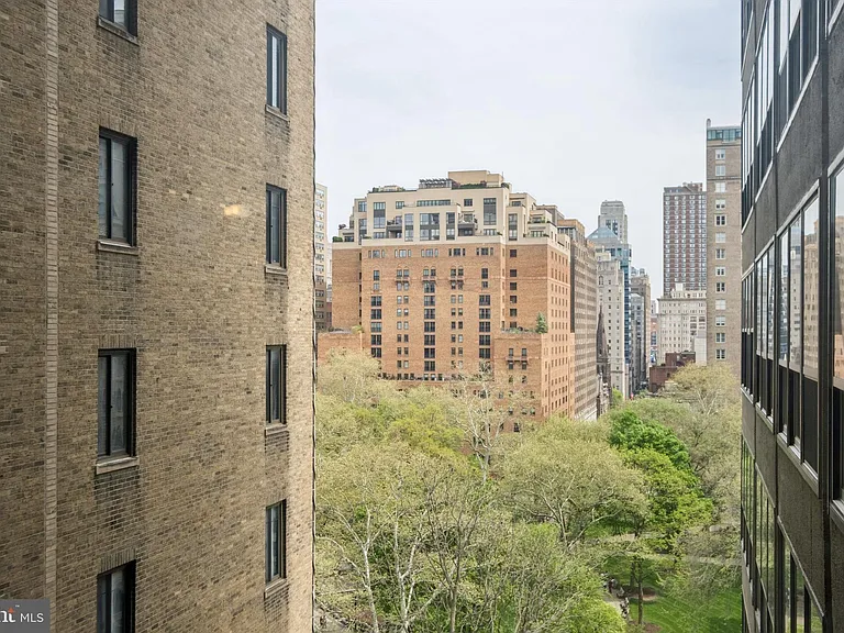 224 W Rittenhouse Sq #30-1404 — Photo 5
