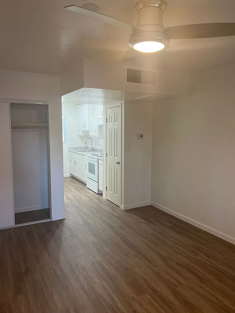 Sahuaro Apartments — Photo 3