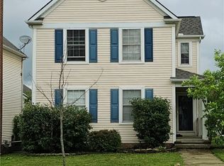 4423 Sexton Rd, Cleveland, OH 44105