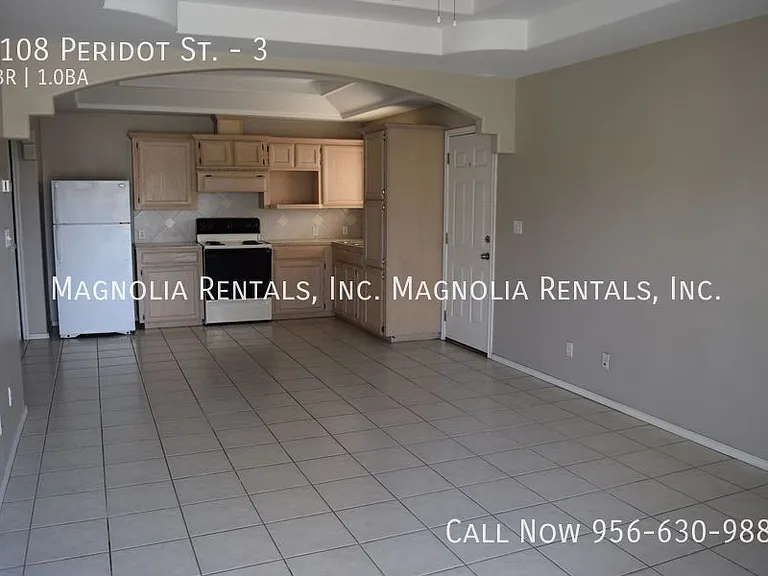 2108 Peridot St #3 — Photo 2