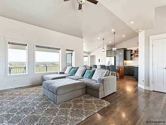 3rd image of 1437 Scenic Ridge Dr
