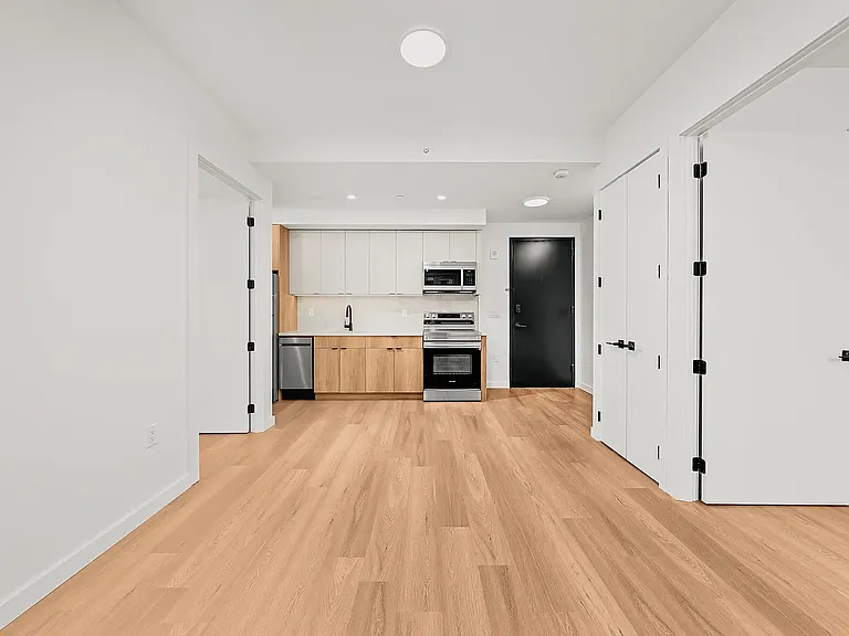 261 Grand Concourse #1717 — Photo 2
