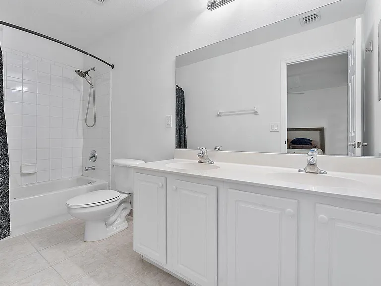 16129 Sierra Palms Dr — Photo 21