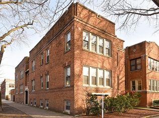 2225 W Waveland Ave #5, Chicago, IL 60618
