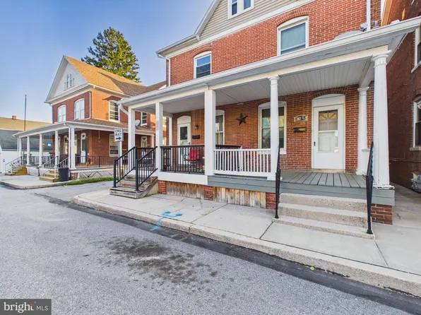 202 Ruth 1/2 Ave, Hanover, PA 17331
