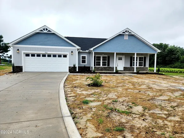 900 Aspen Ridge Court, Deep Run, NC 28525