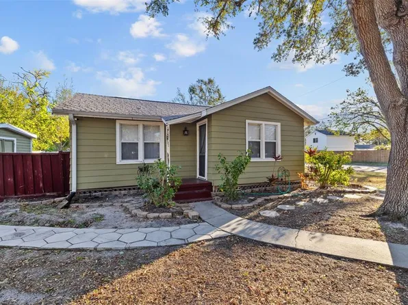 6301 Hobson St NE, Saint Petersburg, FL 33702