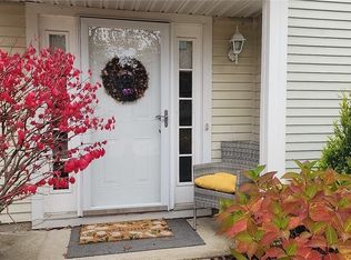 53 Woodbury Ln #41, Northfield, OH 44067