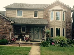47155 Blossom Ln, Macomb, MI 48044