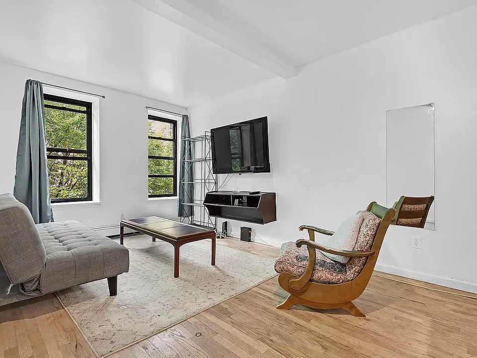 147 S Oxford St #4A